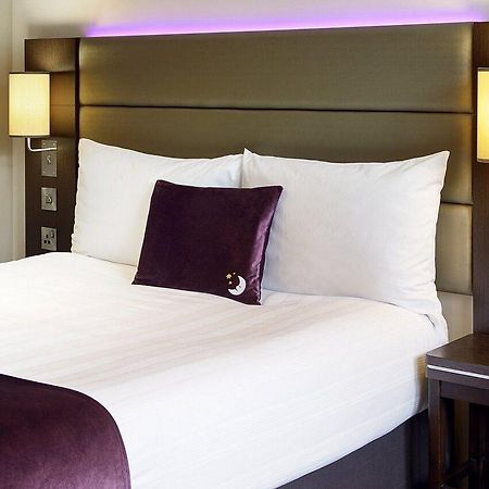 Premier Inn Chelmsford City Centre Exterior photo