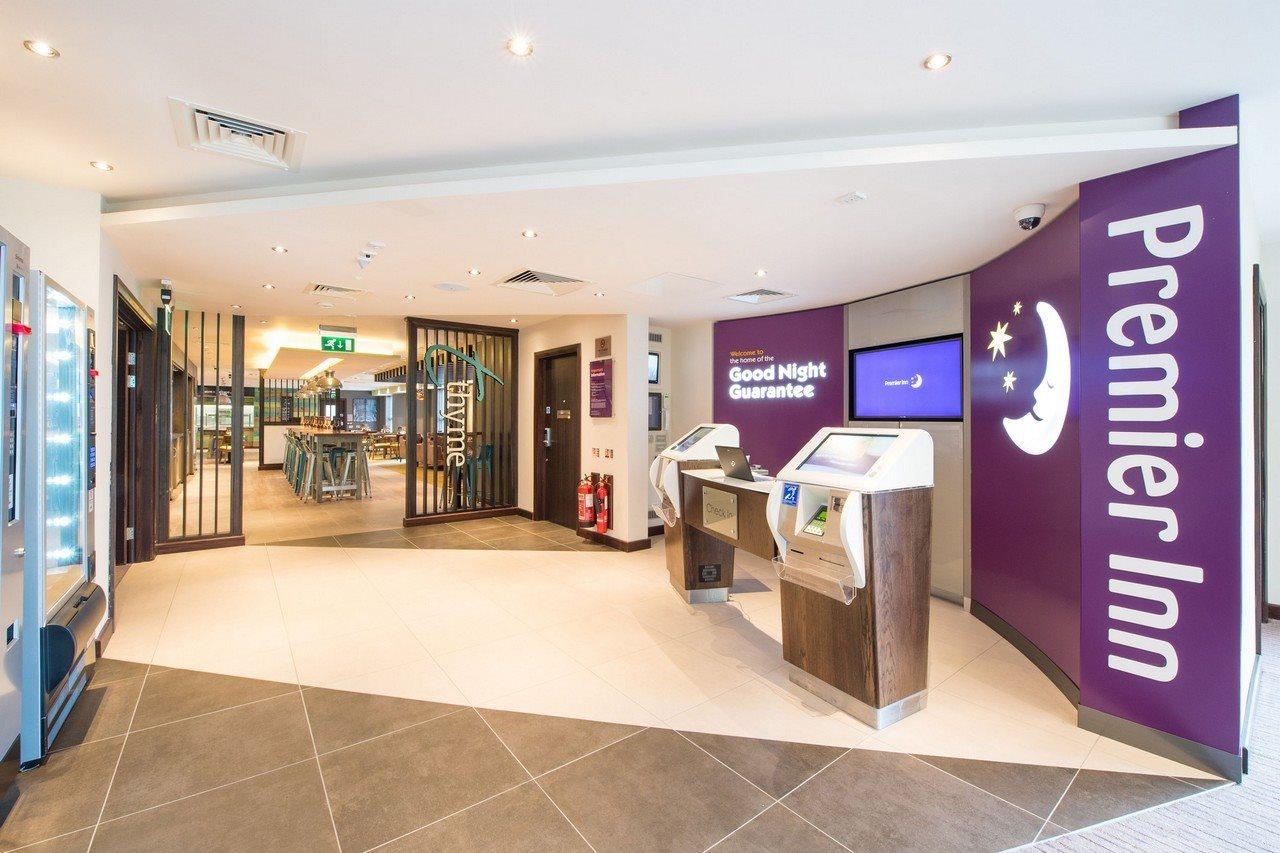 Premier Inn Chelmsford City Centre Exterior photo